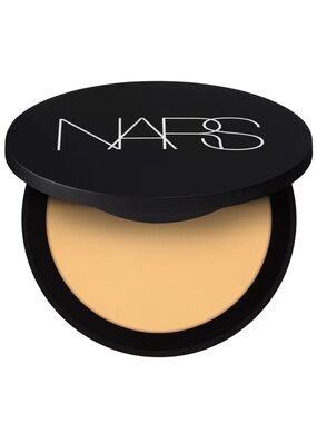 NARS Cosmetics Bay Soft Matte Advanced Perfecting Powder